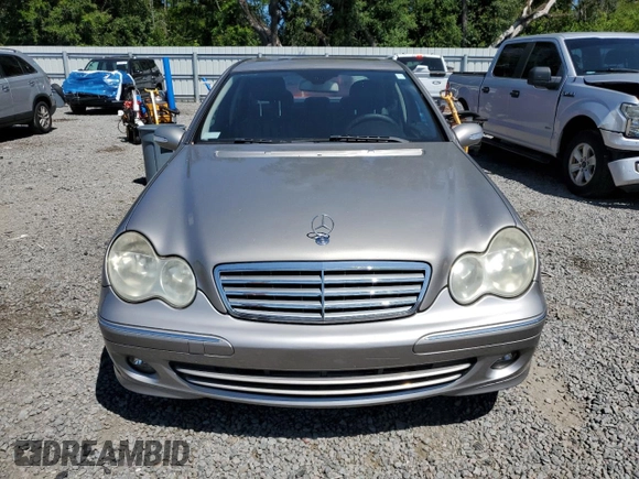 2007 Mercedes-Benz C 280 Luxury with VIN WDBRF92H77F900526, listed as a Copart auction lot 62255205 with 135,145 mi miles and Clean title. Bid and sale history available at DreamBid. Image 5.