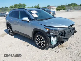 2023 Toyota Corolla Cross XLE с VIN 7MUEAABG0PV065947, выставлен на аукционе IAAI как лот 42581386 с пробегом 47 654 миль миль и . История ставок и продаж доступна на DreamBid. Изображение 1.