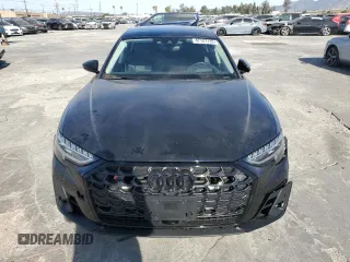 2022 Audi S8 with VIN WAULSAF84NN000519, listed as a Copart auction lot 47127135 with 30,032 mi miles and Salvage Title. Bid and sale history available at DreamBid. Image 5.