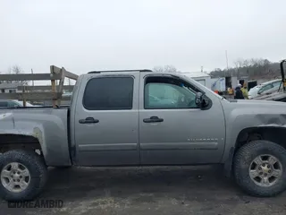 2007 Chevrolet Silverado 1500 LTZ with VIN 2GCEK13M571581790, listed as a IAAI auction lot 41663432 with 184,977 mi miles. Bid and sale history available at carsss.com. Image 13.