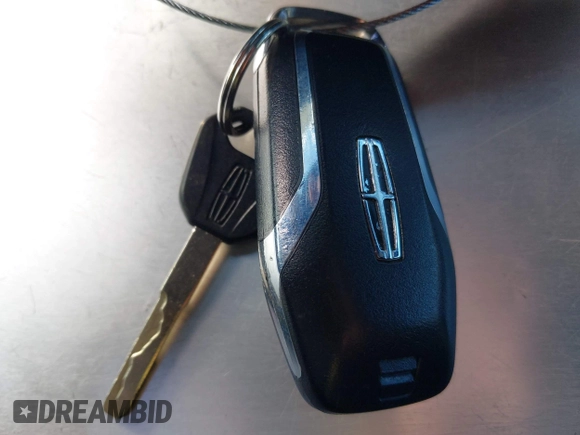 2016 Lincoln MKC Select с VIN 5LMCJ2D96GUJ21058, выставлен на аукционе IAAI как лот 42204987 с пробегом 160 318 миль миль и . История ставок и продаж доступна на DreamBid. Изображение 11.