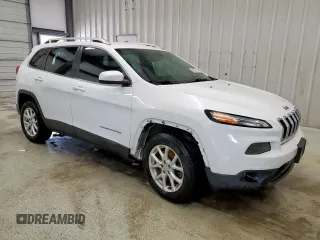 2018 Jeep Cherokee Latitude Plus with VIN 1C4PJLLB1JD542597, listed as a Copart auction lot 61545105 with 218,442 mi miles and Clean title. Bid and sale history available at DreamBid. Image 4.