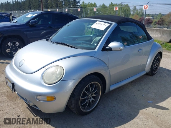 2003 Volkswagen Beetle GLS with VIN 3VWCK21YX3M303714, listed as a IAAI auction lot 42098719 with 174,152 mi miles and . Bid and sale history available at DreamBid. Image 17.