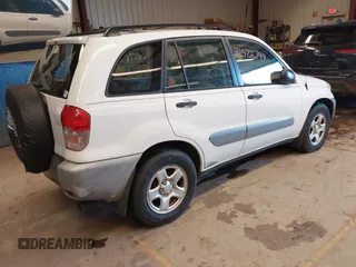 2003 Toyota RAV4 with VIN JTEGH20V830112592, listed as a IAAI auction lot 41572749 with 177,484 mi miles. Bid and sale history available at carsss.com. Image 4.