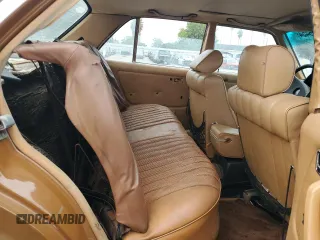1981 Mercedes-Benz 300 with VIN WDBAB30A3BB219467, listed as a Copart auction lot 76183454 with 123,938 mi miles and Clean Title. Bid and sale history available at carsss.com. Image 10.