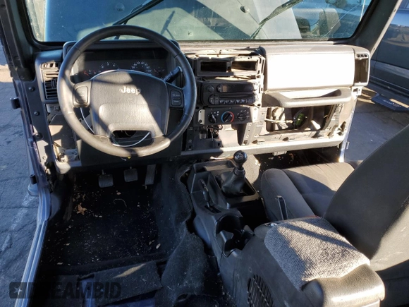 2006 Jeep Wrangler Unlimited LWB with VIN 1J4FA44S26P710151, listed as a Copart auction lot 87881705 with 0 mi miles and Salvage Title. Bid and sale history available at carsss.com. Image 8.