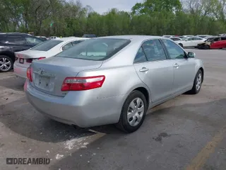 2008 Toyota Camry LE with VIN 4T4BE46K48R012314, listed as a IAAI auction lot 42063641 with 298,608 mi miles. Bid and sale history available at carsss.com. Image 4.