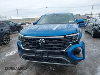 2024 Volkswagen Atlas SE with VIN 1V2KE2CA2RC225881, listed as a IAAI auction lot 41576436 with 9,408 mi miles and . Bid and sale history available at DreamBid. Image 12.