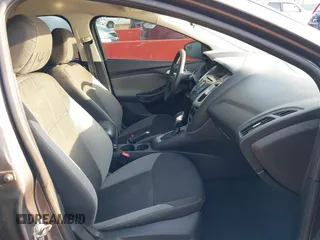 2014 Ford Focus SE with VIN 1FADP3F29EL392642, listed as a IAAI auction lot 41496380 with 101,606 mi miles and . Bid and sale history available at carsss.com. Image 5.