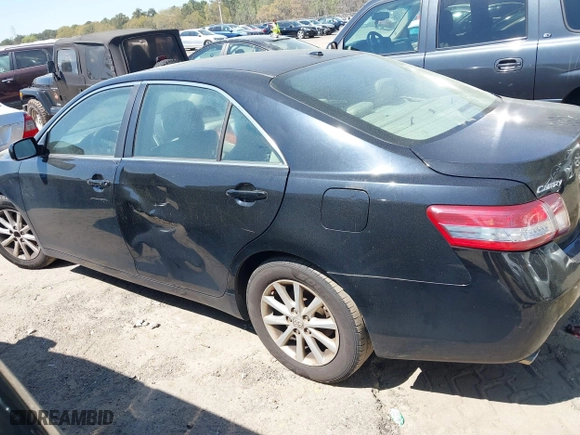 2011 Toyota Camry LE with VIN 4T1BK3EK4BU628651, listed as a IAAI auction lot 41907116 with 304,734 mi miles. Bid and sale history available at carsss.com. Image 14.