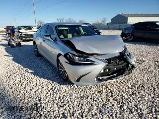 2021 Lexus ES with VIN 58AD11D14MU002358, listed as a Copart auction lot 87913945 with 10,161 mi miles and Salvage Title. Bid and sale history available at carsss.com. Image 10.