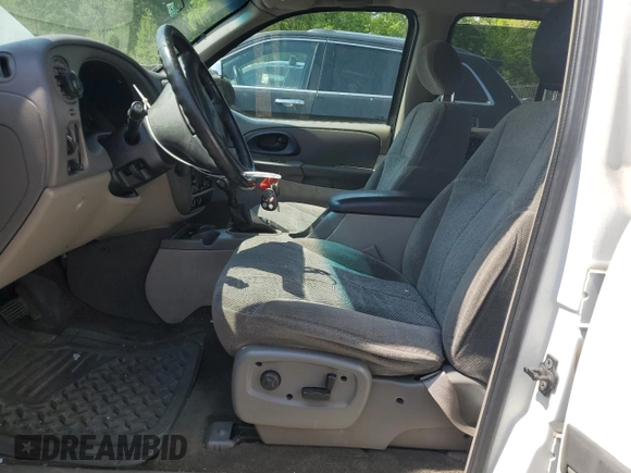 2002 Chevrolet TrailBlazer LTZ with VIN 1GNDT13S622444350, listed as a Copart auction lot 55447015 with 162,893 mi miles and Salvage Title. Bid and sale history available at DreamBid. Image 7.