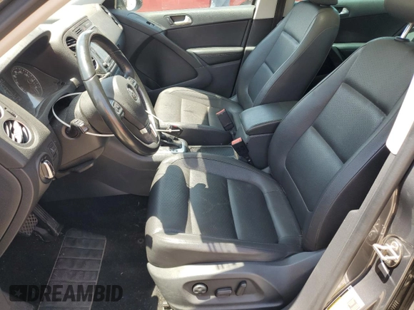 2016 Volkswagen Tiguan SE with VIN WVGAV7AXXGW502267, listed as a Copart auction lot 54916725 with 105,926 mi miles and Clean title. Bid and sale history available at DreamBid. Image 7.