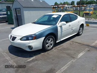 2008 Pontiac Grand Prix z VIN 2G2WP552981132398, wystawiony jako IAAI lot #42668601 z przebiegiem 121 655 mil mil oraz . Historia ofert i sprzedaży dostępna na DreamBid. Obrazek 2.