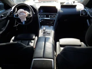 2022 BMW 8 Series M850i with VIN WBAGV8C02NCK08667, listed as a Copart auction lot 50335155 with 22,737 mi miles and Salvage title. Bid and sale history available at DreamBid. Image 8.