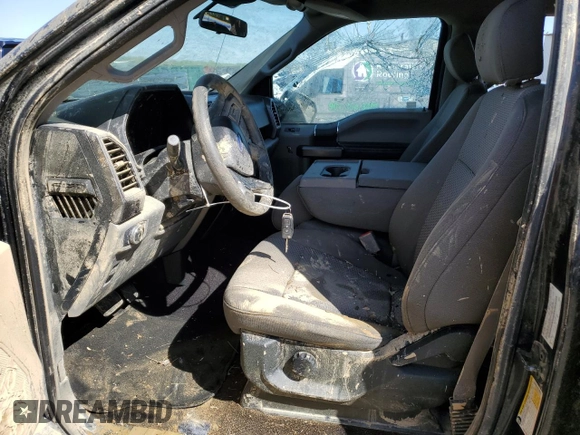 2020 Ford F-150 XL z VIN 1FTEW1EB4LFC29710, wystawiony jako Copart lot #52036025 z przebiegiem Nie podano mil oraz Szkoda całkowita • Salvage title. Historia ofert i sprzedaży dostępna na DreamBid. Obrazek 7.