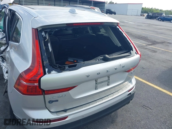 2020 Volvo XC60 Momentum with VIN YV4102RK0L1478564, listed as a IAAI auction lot 42159705 with 98,405 mi miles and . Bid and sale history available at DreamBid. Image 17.