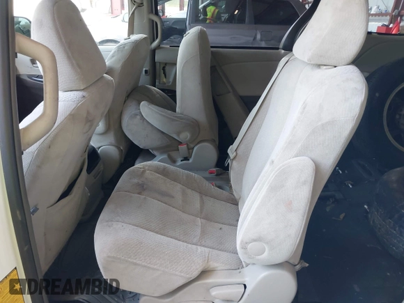 2011 Toyota Sienna LE AAS с VIN 5TDKK3DC8BS007447, выставлен на аукционе IAAI как лот 42578515 с пробегом Не указан миль и . История ставок и продаж доступна на DreamBid. Изображение 8.