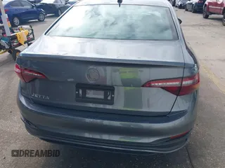 2024 Volkswagen Jetta Sport z VIN 3VWAM7BU0RM056206, wystawiony jako IAAI lot #41115217 z przebiegiem 3 162 mil mil oraz . Historia ofert i sprzedaży dostępna na DreamBid. Obrazek 16.