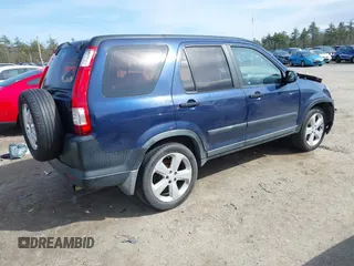 2005 Honda CR-V LX with VIN SHSRD78565U333972, listed as a IAAI auction lot 41894555 with 161,254 mi miles. Bid and sale history available at carsss.com. Image 4.