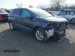 2016 Ford Edge SEL with VIN 2FMPK3J90GBC05779, listed as a IAAI auction lot 41758188 with 82,002 mi miles. Bid and sale history available at carsss.com. Image 1.