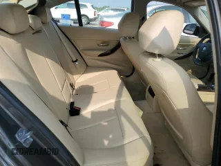 2014 BMW 3 Series 320i xDrive с VIN WBA3C3C58EPV90764, выставлен на аукционе Copart как лот 59424895 с пробегом 116 054 миль миль и Списание • Salvage title. История ставок и продаж доступна на DreamBid. Изображение 10.