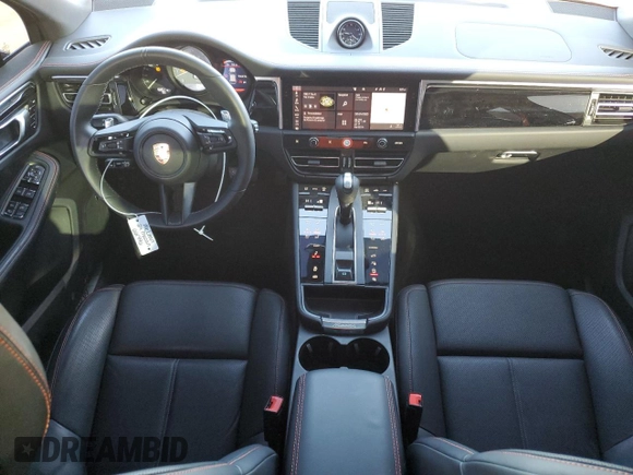 2024 Porsche Macan S с VIN WP1AG2A59RLB36143, выставлен на аукционе Copart как лот 49980065 с пробегом 10 201 миль миль и Списание • Salvage title. История ставок и продаж доступна на DreamBid. Изображение 8.