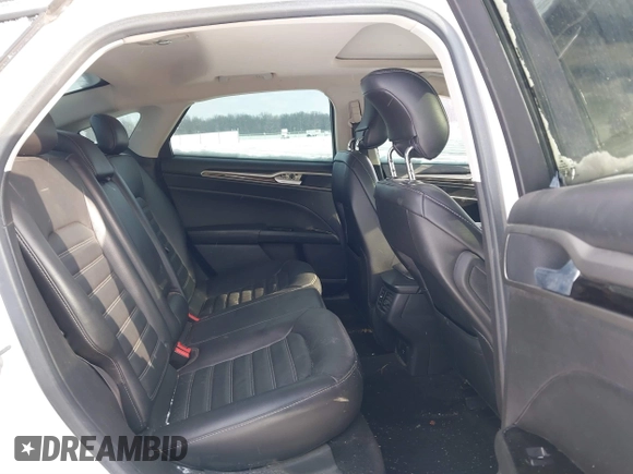 2014 Ford Fusion SE Hybrid with VIN 3FA6P0LU8ER192043, listed as a IAAI auction lot 41617422 with 131,772 mi miles. Bid and sale history available at carsss.com. Image 8.