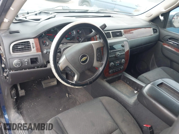 2012 Chevrolet Tahoe LS with VIN 1GNSCAE07CR271482, listed as a IAAI auction lot 41582756 with 134,299 mi miles and . Bid and sale history available at DreamBid. Image 5.