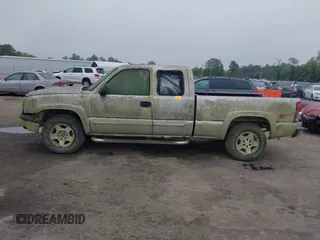 2005 Chevrolet Silverado 1500 Z71 with VIN 1GCEK19B25E325317, listed as a IAAI auction lot 42195743 with 253,221 mi miles and . Bid and sale history available at DreamBid. Image 14.
