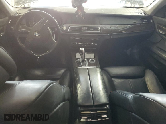 2009 BMW 7 Series 750Li с VIN WBAKB83569CY61944, выставлен на аукционе Copart как лот 53178575 с пробегом Не указан миль и Списание • Salvage title. История ставок и продаж доступна на DreamBid. Изображение 8.