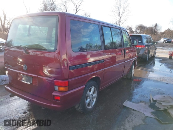2003 Volkswagen EuroVan с VIN WV2KB47083H013778, выставлен на аукционе IAAI как лот 41537793 с пробегом 127 315 миль миль и . История ставок и продаж доступна на DreamBid. Изображение 4.