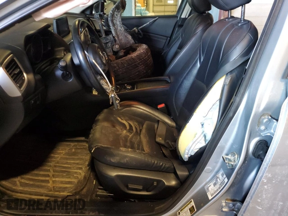 2018 Mazda 3 Touring with VIN 3MZBN1L37JM199419, listed as a Copart auction lot 48133745 with 84,279 mi miles and Salvage Title. Bid and sale history available at carsss.com. Image 7.