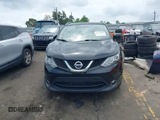 2017 Nissan Rogue S z VIN JN1BJ1CP9HW019565, wystawiony jako IAAI lot #42121059 z przebiegiem 106 056 mil mil oraz . Historia ofert i sprzedaży dostępna na DreamBid. Obrazek 12.