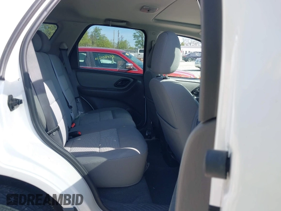 2006 Ford Escape XLT с VIN 1FMYU03166KB00592, выставлен на аукционе IAAI как лот 42109039 с пробегом 113 961 миль миль и . История ставок и продаж доступна на DreamBid. Изображение 8.