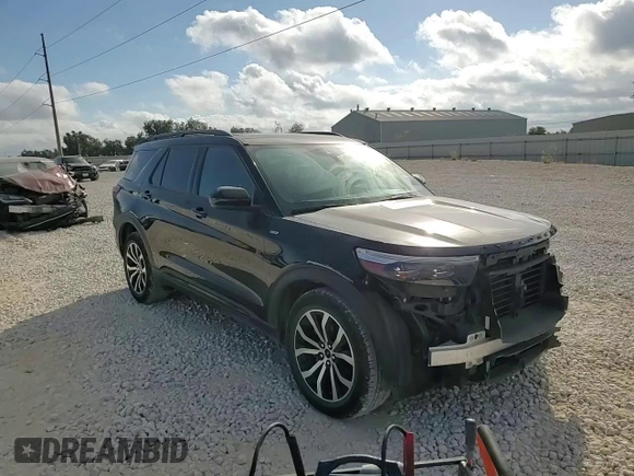 2022 Ford Explorer ST-Line with VIN 1FMSK7KH1NGA28334, listed as a Copart auction lot 75318684 with 44,802 mi miles and Salvage Title. Bid and sale history available at carsss.com. Image 11.