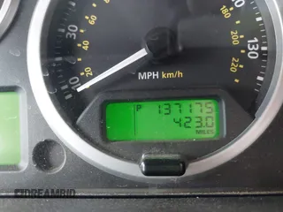 2007 Land Rover LR3 HSE with VIN SALAG25417A438692, listed as a IAAI auction lot 42585260 with 137,175 mi miles and . Bid and sale history available at DreamBid. Image 7.
