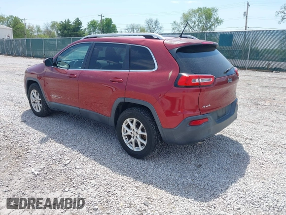 2014 Jeep Cherokee Altitude with VIN 1C4PJMCB7EW185958, listed as a IAAI auction lot 42002583 with 118,256 mi miles and . Bid and sale history available at DreamBid. Image 3.