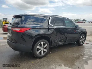 2018 Chevrolet Traverse LT Leather with VIN 1GNERHKWXJJ109404, listed as a Copart auction lot 52233975 with 114,957 mi miles and Salvage Title. Bid and sale history available at carsss.com. Image 3.