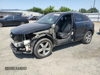 2015 Audi Q3 Premium Plus with VIN WA1EFCFS3FR013984, listed as a Copart auction lot 58785965 with 172,930 mi miles and Salvage title. Bid and sale history available at DreamBid. Image 1.