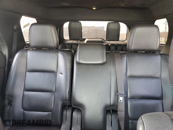 2014 Ford Explorer XLT z VIN 1FM5K7D80EGA49427, wystawiony jako Copart lot #76298214 z przebiegiem 131 132 mil mil oraz Szkoda całkowita • Salvage title. Historia ofert i sprzedaży dostępna na DreamBid. Obrazek 10.