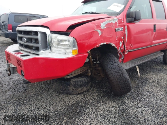 1999 Ford Super Duty F-250 XL with VIN 1FTNW21F5XEB39881, listed as a IAAI auction lot 41194801 with 405,661 mi miles. Bid and sale history available at carsss.com. Image 6.
