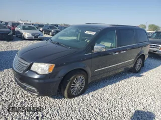 2014 Chrysler Town & Country Touring L z VIN 2C4RC1CG2ER189020, wystawiony jako Copart lot #53744015 z przebiegiem 114 270 mil mil oraz Szkoda całkowita • Salvage title. Historia ofert i sprzedaży dostępna na DreamBid. Obrazek 1.