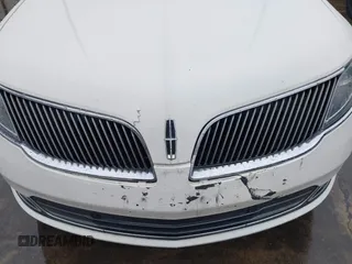2013 Lincoln MKS with VIN 1LNHL9DK4DG605058, listed as a IAAI auction lot 41068489 with 101,801 mi miles. Bid and sale history available at carsss.com. Image 18.