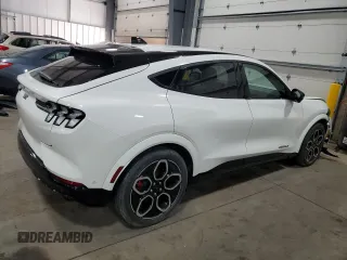 2024 Ford Mustang Mach-E GT z VIN 3FMTK4SX4RMA40242, wystawiony jako Copart lot #52201245 z przebiegiem 1 624 mil mil oraz Szkoda całkowita • Salvage title. Historia ofert i sprzedaży dostępna na DreamBid. Obrazek 3.