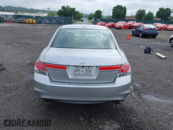 2011 Honda Accord EX-L с VIN 1HGCP3F83BA014108, выставлен на аукционе IAAI как лот 42527925 с пробегом 90 049 миль миль и . История ставок и продаж доступна на DreamBid. Изображение 17.