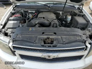 2007 Chevrolet Suburban LT with VIN 3GNFC16J27G263241, listed as a Copart auction lot 52490635 with 211,333 mi miles and Salvage title. Bid and sale history available at DreamBid. Image 11.