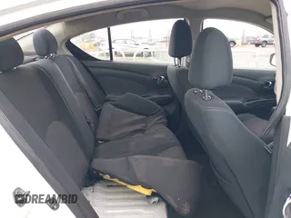 2016 Nissan Versa S z VIN 3N1CN7AP2GL874126, wystawiony jako IAAI lot #38894209 z przebiegiem 91 469 mil mil oraz . Historia ofert i sprzedaży dostępna na DreamBid. Obrazek 8.