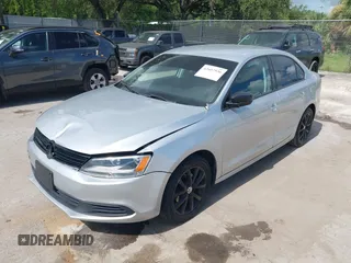 2014 Volkswagen Jetta S with VIN 3VW2K7AJ0EM293919, listed as a IAAI auction lot 42607936 with 189,681 mi miles and . Bid and sale history available at DreamBid. Image 2.