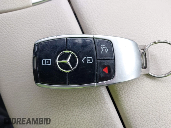2019 Mercedes-Benz E-Class E 300 with VIN WDDZF4KB6KA531167, listed as a IAAI auction lot 41355270 with 54,611 mi miles. Bid and sale history available at carsss.com. Image 11.